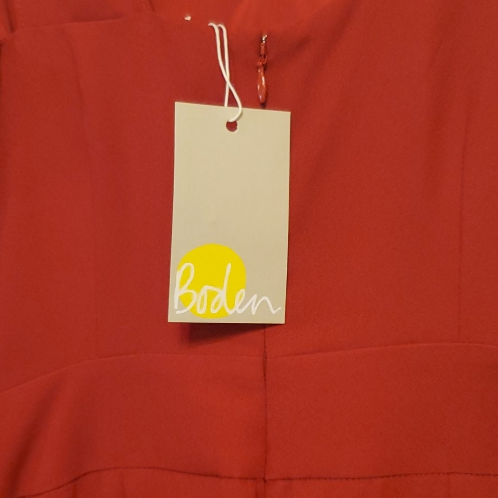 Boden Hexham Jumpsuit in poinsettia - Picture 7 of 12